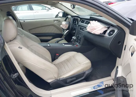 2011 Ford Mustang V6 Premium из США, поврежденный, VIN 1ZVBP8AM8B5114156